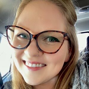 Meet your Posher, Alyse